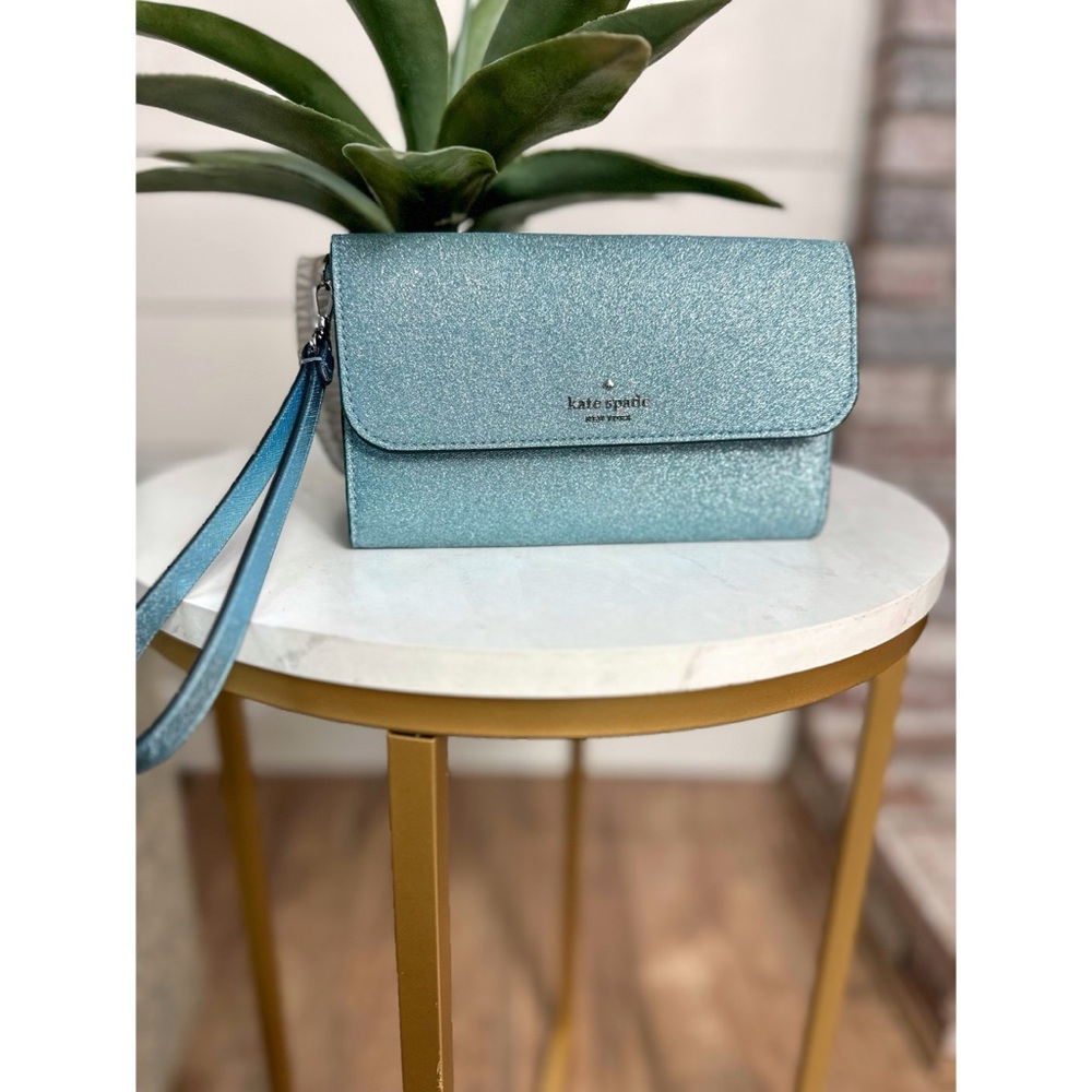 Kate Spade ♠️ clutch wallet